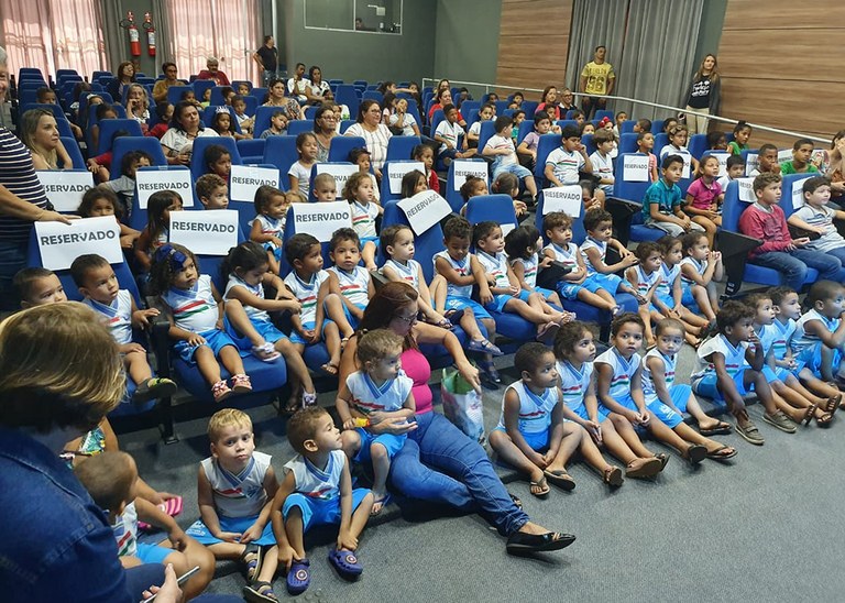 agosto das letras.jpg