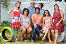 Naldinho e Nara, ladeados por Wênia Xavier, Elisa Garcia, Victor Lustosa, Rose Fagardo e Ana Cristina Leão