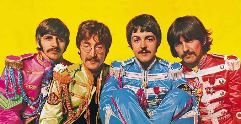 Beatles-Sgt-Peppers-1.jpg Beatles-Sgt-Peppers-1.jpg