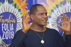 O ex-vocalista da Banda Araketu concedeu entrevista coletiva na manhã deste sábado (3), quando falou da sua expectativa de participação no Folia de Rua 2018