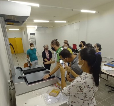 Scanner Planetário Zeutschel 3.jpeg Scanner Planetário Zeutschel 3.jpeg