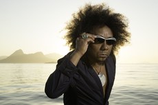 Chico César é o idealizador do Instituto Cultural Casa do Béradêro, ONG que deve ser beneficiada com os valores arrecadados durante a apresentação