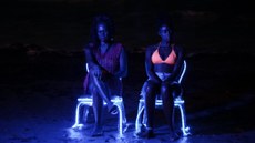 ‘Calunga maior’, de Thiago Costa, acompanha uma escritora que acaba de ficar órfã e, durante um processo de mudança, encontra uma carta familiar na qual são revelados segredos