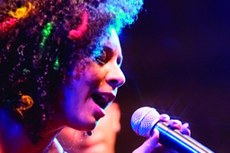 A artista paraibana, Sandra Belê, promete não deixar ninguém parado durante o show que encerra oficialmente a feira