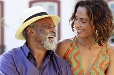 O longa "Pitanga" trata da trajetória do ator Antonio Pitanga, pai da atriz Camila Pitanga