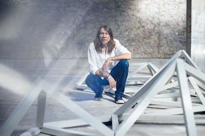 Artista bebeu de diversas fontes para compor as canções de seu novo álbum