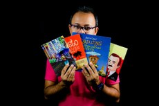 O escritor Jairo Cezar é autor das obras escrito no ônibus, Rapunzel e outros poemas da infância e Augusto dos Anjos em hq