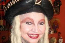 Atriz era russa, nascida na então Leningrado, hoje São Petersburgo