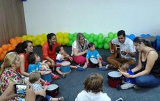 As ações desenvolvidas pela Escola de Música são voltadas a crianças, jovens e adultos com necessidades educacionais especiais