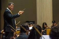 Com regência do maestro Luiz Carlos Durier, concerto terá como solistas o trompista Adriano Lima e o trombonista Cássio Vieira