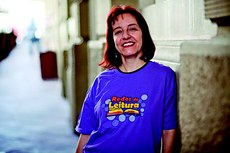 A escritora Laís Chaffe lança hoje o livro Blasfêmeas, durante café da manhã na Tamarindeira Espaço Criativo