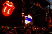 Fãs dos Rolling Stones lotam o complexo Ciudad Deportiva