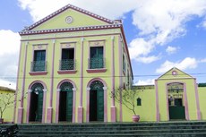 O Teatro Santa Ignez é o terceiro mais antigo do estado e foi construído no ano de 1905