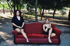 Simona Talma e Clara Pinheiro cantam músicas autorais e covers