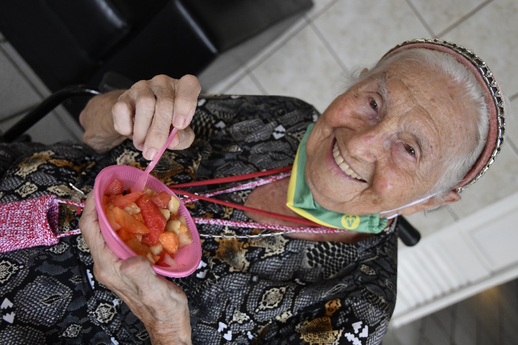2022.02.23_alimentação saudavel idosos_maria alice © roberto guedes (402).JPG