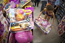 Consumo de produtos infantis pode ser maior amanhã devido a queda de juros, menor inflação e redução no endividamento das famílias