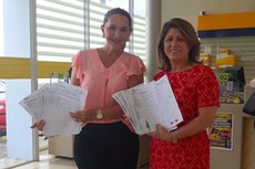 Associadas do Fórum das Mulheres de Negócios (FMN) coletaram, na Agência dos Correios de Manaíra, mais de 20 cartinhas