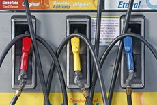 O governo não pretende mudar a forma como a Petrobras define os preços, baseada na cotação internacional