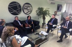 Representantes se reuniram com o objetivo de criar uma comissão para acompanhar os casos de discriminação