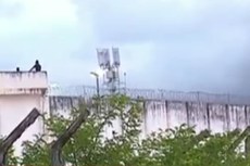 A rebelião começou com uma briga entre presos dos pavilhões 4 e 5