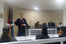 É a primeira vez que o promotor Márcio Teixeira, que atua há 21 anos na Promotoria de Queimadas, pede a absolvição de um réu