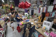 No fim do ano, a movimentação nas lojas aumentou e as vendas registraram crescimento em relação ao ano anterior