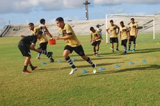Jogadores do Botafogo esperam repetir sucesso na competição deste ano em 2017