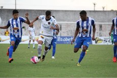O Botafogo encontrou muitas dificuldades no 1º tempo, mas na etapa final fez cinco gols na Desportiva Guarabira pelo Estadual