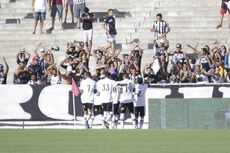 Para atrair a torcida, o Belo irá disponibilizar ingressos do gol de placa aos torcedores que quiserem assistir o jogo na arquibancada sol