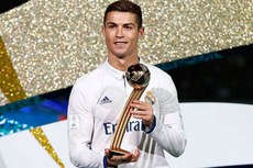 O bom desempenho durante o ano pode render ao português Cristiano Ronaldo o 4º título de melhor jogador do mundo pela Fifa