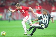 No jogo de ida quem levou a melhor foi o Atlético Mineiro que venceu o Internacional no Beira-Rio, por 2 a 1