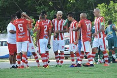 O Auto Esporte é uma das equipes que tentam se classificar para as semifinais, e tem um jogo de vida ou morte amanhã, contra o Treze