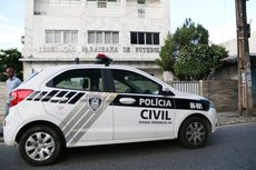 O cumprimento de mandados conta com a atuação de 230 policiais civis