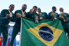 Daniel Silva, Diogo Ualisson, Felipe Gomes e Gustavo Araújo levaram o ouro no revezamento 4x100m, classe T11-13
