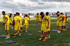 A equipe do Galo treinou para a partida contra o Serrano no Estádio Presidente Vargas, em Campina Grande