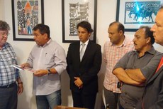 Presidente do Auto Esporte (D) acredita que campeonato começa no sábado