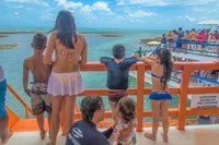 Regramento sobre o registro e a presença de embarcações na área das piscinas naturais é uma das medidas de proteção