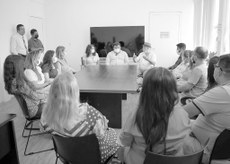 O secretário Cláudio Furtado participou, na manhã de ontem, da solenidade simbólica de entrega de certificados