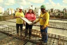 Fernanda Ximenes trabalhava como chef de cozinha em São Paulo, mas voltou à terra natal e se tornou sócia e diretora de construtora