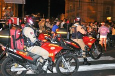 Bombeiros estarão distribuídos em pontos estratégicos do percurso, desde o Centro até a dispersão da caminhada, na Praia da Penha