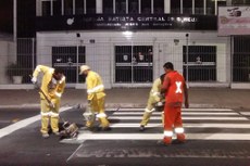 Faixas estão nos locais de maior movimentação de tráfego, como em frente de igrejas, supermercados, bancos e unidades de saúde