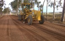 Com a realização dos serviços está sendo beneficiada diretamente uma população de mais de 50 mil habitantes, além de milhares de turistas que frequentam praias do Litoral Sul do estado