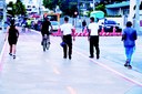Foto: Ortilo Antonio Pedestres em áreas destinadas aos ciclistas e vice-versa aumentam o risco de acidentes; Semob-JP orienta para que espaços sejam respeitados e que se tenha atenção