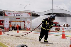 Equipe de São Paulo vence prova Bombeiro de Aço 2017