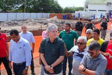 Ricardo Coutinho lembrou, durante a visita, que 14 mil residências já foram entregues em cinco anos de gestão