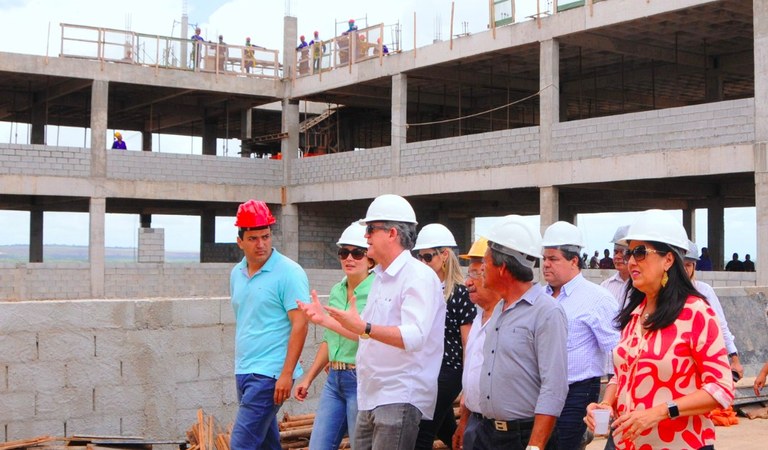 16_11_15 ricardo visita obras do hospital_foto jose marques (4).jpg 16_11_15 ricardo visita obras do hospital_foto jose marques (4).jpg