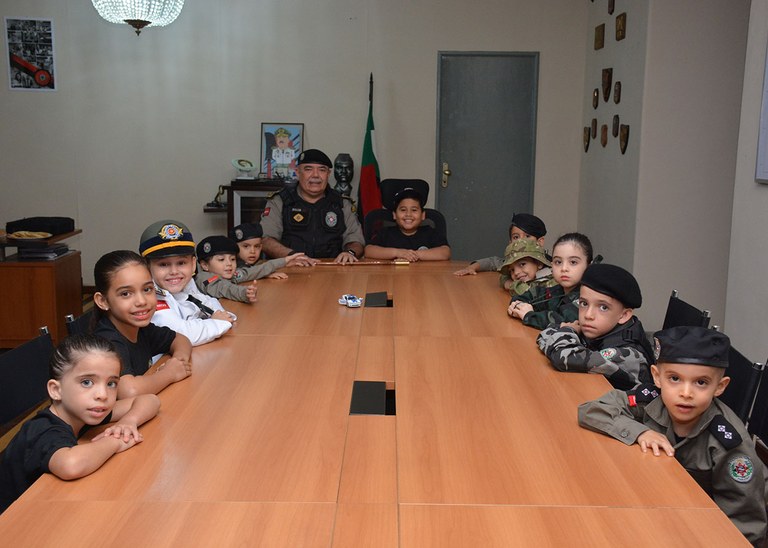 camapanha criança feliz 3.jpeg