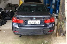 Carros de luxo foram apreendidos no bairro da Liberdade, em Campina Grande