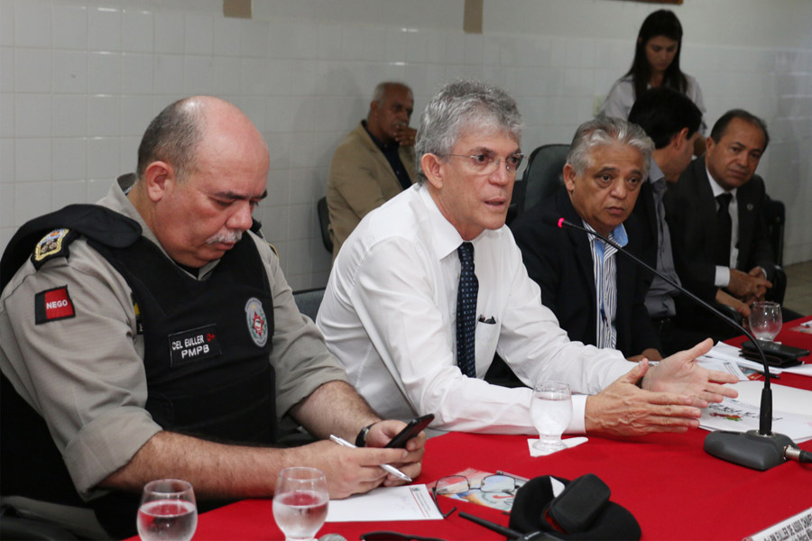 ricardo preside reuniao de monitoramento_foto francisco franca (1).JPG