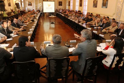 Em relação às Áreas Integradas de Segurança Pública (Aisp), 13 das 21 áreas apresentaram redução de assassinatos